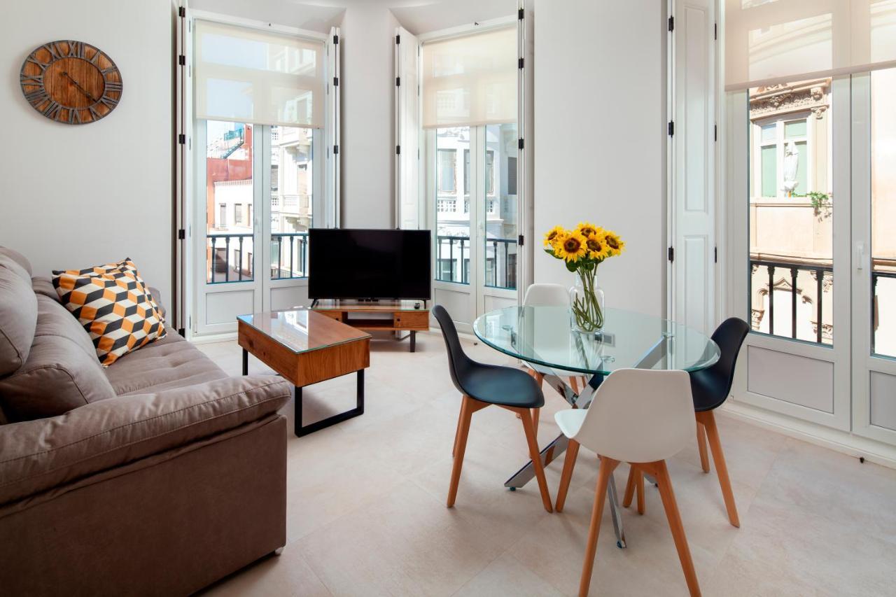 Inmalaga Santos Suites 2 Bagian luar foto